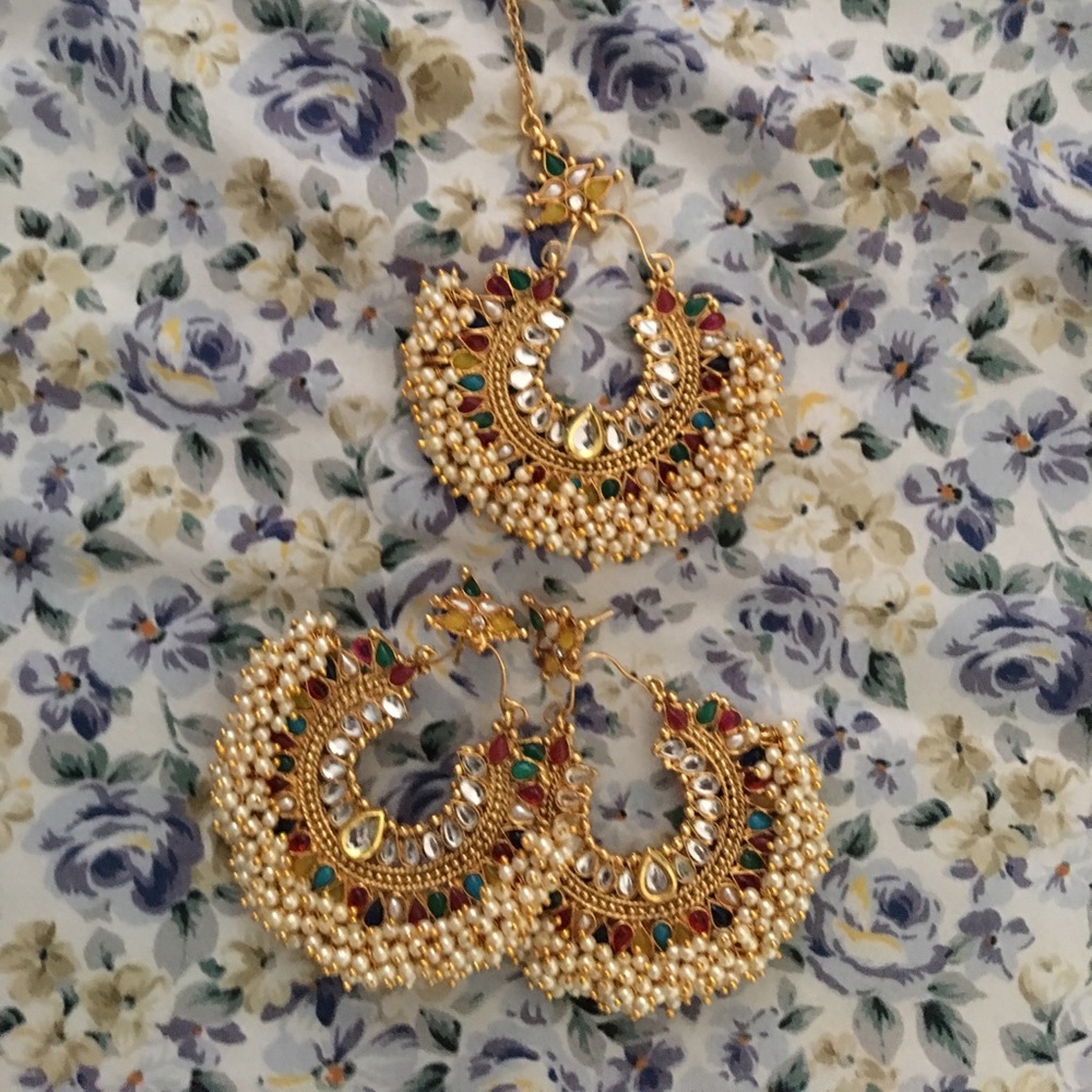 Indian bridal Bindi/Tikka with earrings